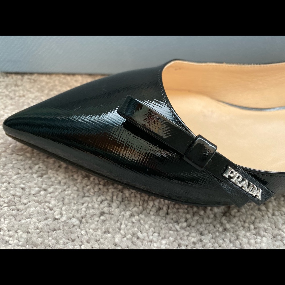 Prada flats - Picture 2 of 6